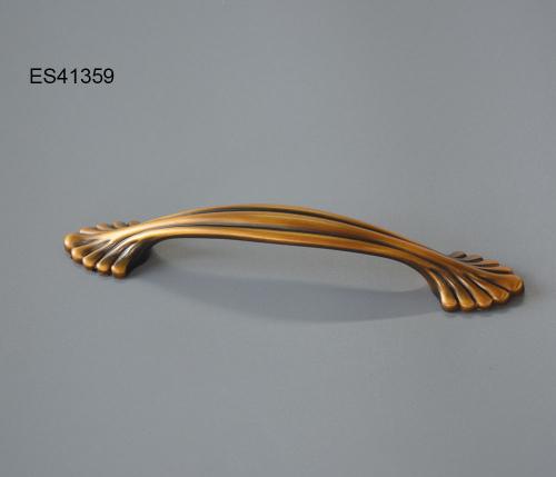 Zamak Furniture and Cabinet handle  ES41359