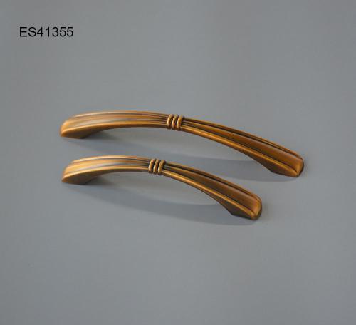 Zamak Furniture and Cabinet handle  ES41355