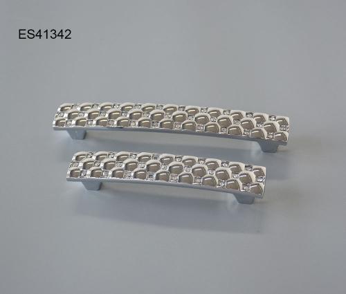 Zamak Furniture and Cabinet Handle ES41342
