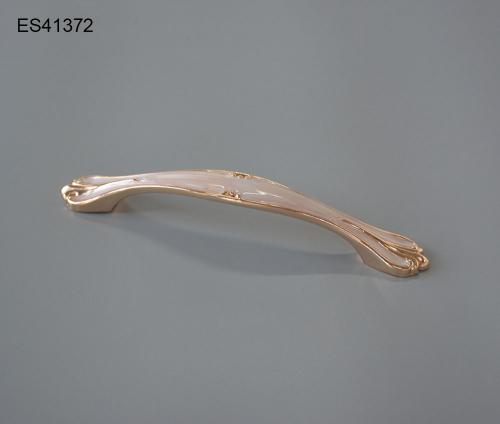 Zamak Furniture and Cabinet handle  ES41372