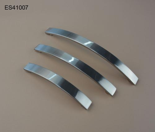 Zamak Furniture and Cabinet handle  ES41007