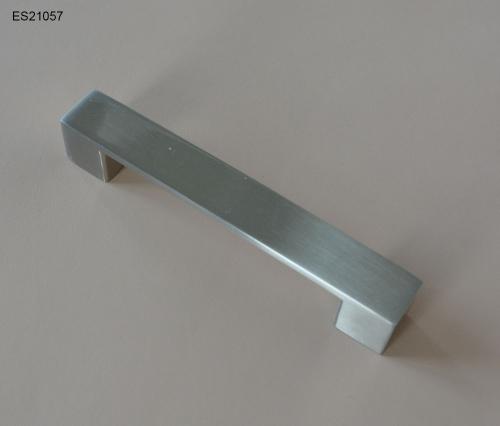 Aluminum Furniture and Cabinet handle  ES21057