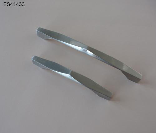 Zamak Furniture and Cabinet handle  ES41433