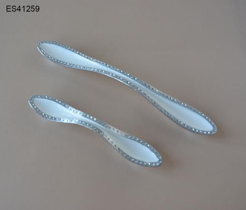 Zamak Furniture and Cabinet Handle ES41259