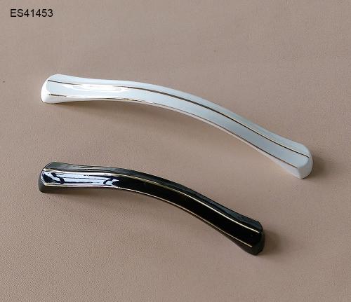 Zamak Furniture and Cabinet handle  ES41453