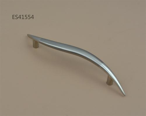 Zamak Furniture and Cabinet handle  ES41554