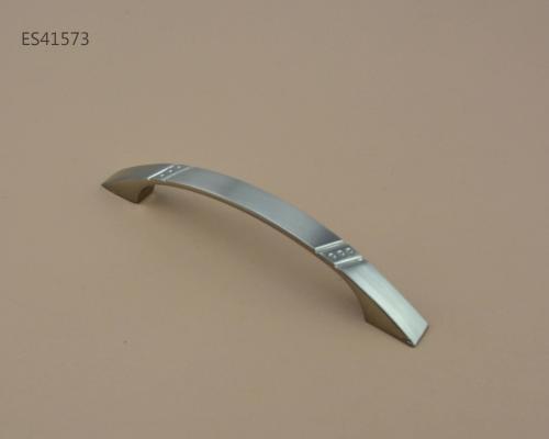 Zamak Furniture and Cabinet handle  ES41573