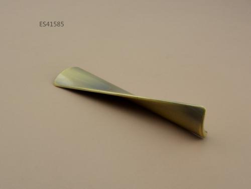 Zamak Furniture and Cabinet handle  ES41585