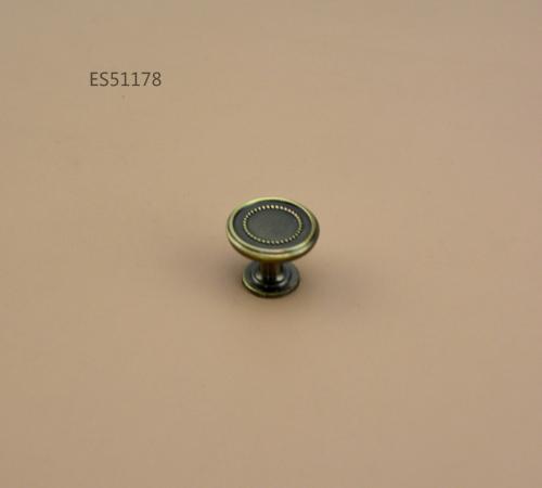 Zamak Furniture and Cabinet Knob  ES51178