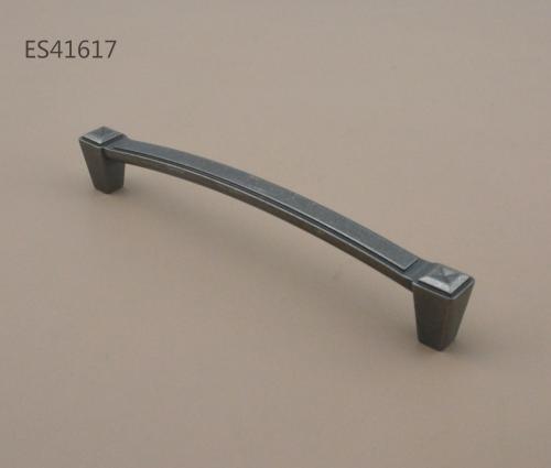 Zamak Furniture and Cabinet handle  ES41617
