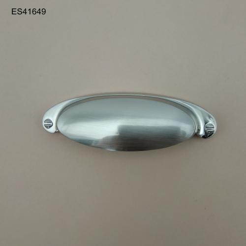 Zamak Furniture and Cabinet handle  ES41649
