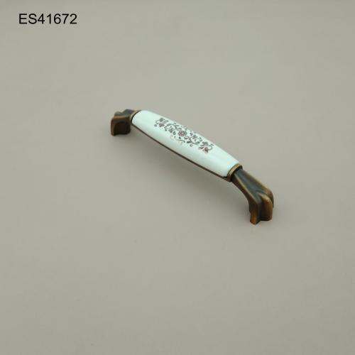Ceramics/Porcelain  Furniture and Cabinet Handle  ES41672-3