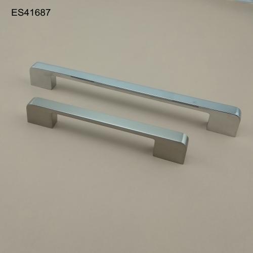 Zamak Furniture and Cabinet handle  ES41687