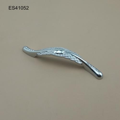 Zamak Furniture and Cabinet handle  ES41052