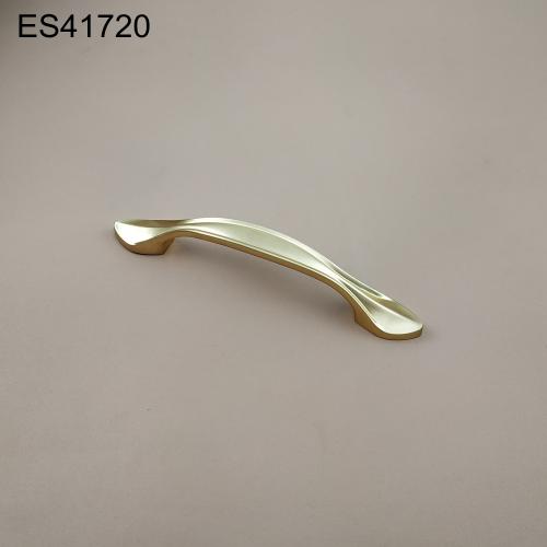 Zamak Furniture and Cabinet handle  ES41720
